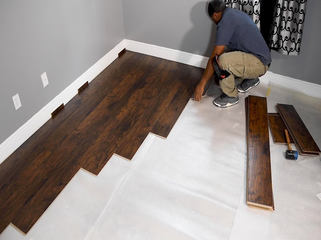 Professional flooring services by Al Mumtaz Tents